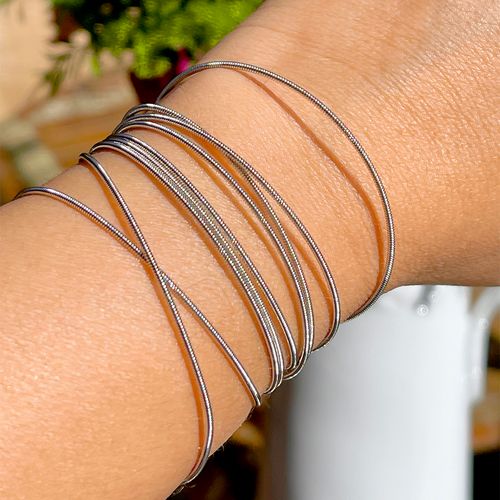 Pulseira folheado liso corda de violão 150cm