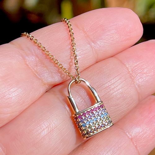 Colar cadeado zircônia colorida banho de ouro 18k