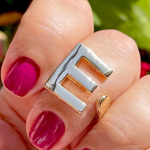 Anel zirconia branca letra e aro15 (promoção 50%)