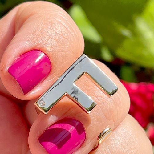Anel zirconia branca letra f aro20