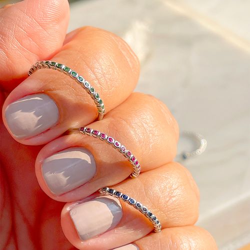 Anel Cristal Safira Aliança Inteira Pedras Prata 925 aro18