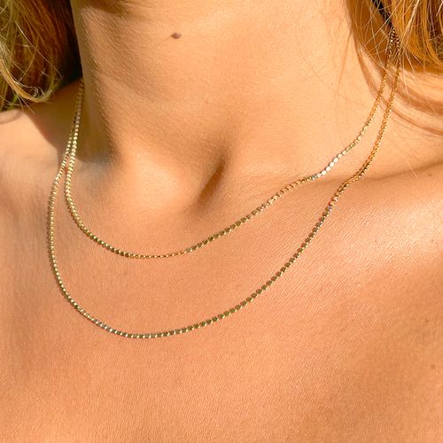 Colar Longo Malha Fina Bolinha 90cm Banho de Ouro 18K