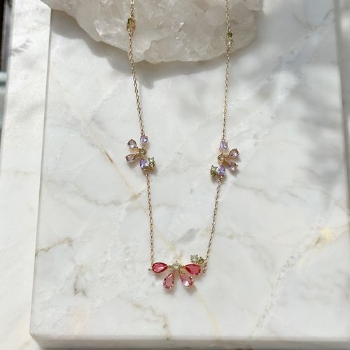 Colar flores em gotas cristal de turmalina rosa 55cm banho de ouro 18k