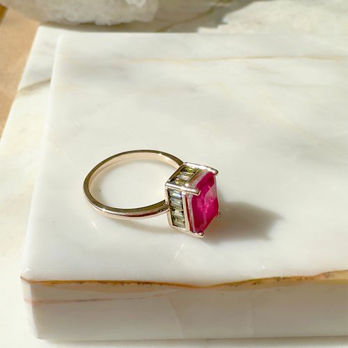 Anel retângulo fusion turmalina rosa banho de ouro 18k