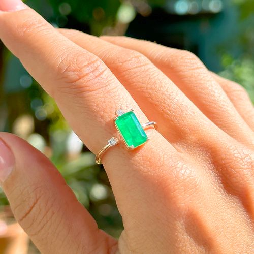 Anel retângulo fusion esmeralda banho de ouro 18k