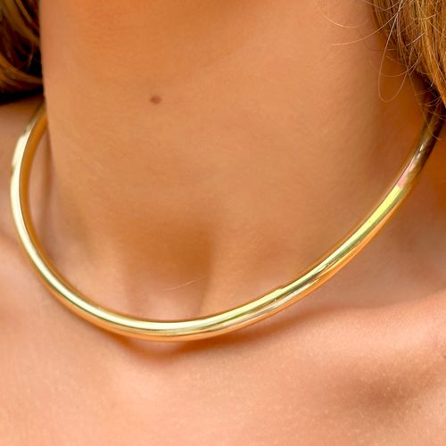 Gargantilha lisa tubular 6 mm banho de ouro 18k