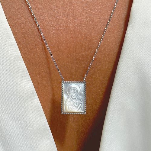 Colar Escapulário Madrepérola Jesus e Amor Cravejado Banho de Rodio Branco 66cm