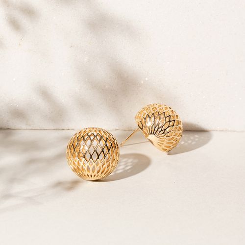 Brinco Liso Cesta em Globo Banho de Ouro 18k