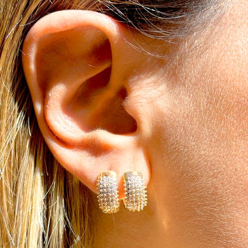 Brinco Argola 12mm Cravejado com Zircônias Brancas em 5 Linhas com Espinhos - Banho de Ouro 18k
