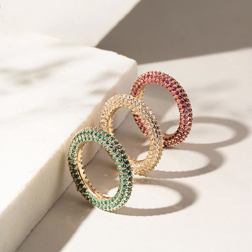 Kit 3 Anéis Alianças Inteiras Cravejadas com Zircônia Azul Claro, Zircônia Rosa e Zircônia Branca Banho de Ouro 18k