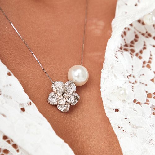 Colar Flor Cravejada com Pérola Shell - 50cm - Prata 925