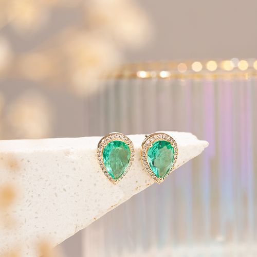 Brinco Gota Cravejada De Cristal Paraiba e Zircônias Brancas - Banho de Ouro 18k