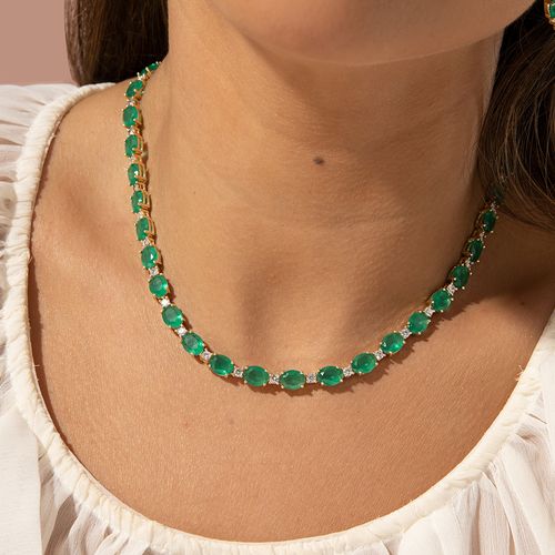 Colar Riviera Ovais de Cristal Esmeralda e Zircônias Brancas 42cm - Banho de Ouro 18k