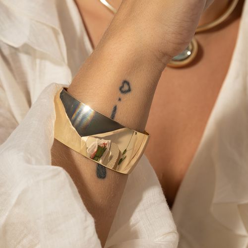Bracelete Largo 26mm com Pontos de Zircônias Brancas - Banho de Ouro 18k