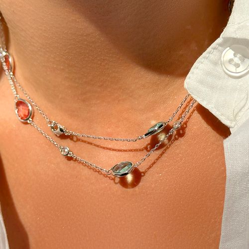 Colar Cravação Lentilha Formas com Cristal Rodolita, Cristal Paraiba, Cristal Turmalina Rosa 84cm - Banho de Ródio Branco