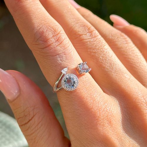 ANEL CRISTAL LONDON BLUE ZIRCONIA BRANCA SOL ABERTO