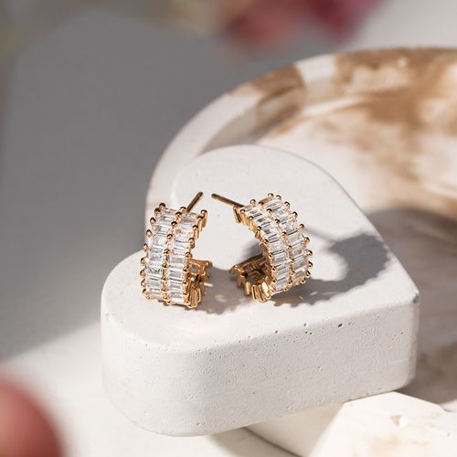Brinco Argola de Baguetes com Zircônias Brancas - Banho de Ouro 18k