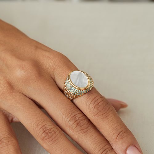 Anel Oval de Madrepérola com Nano Turquesa e Zircônias Brancas - Banho de Ouro 18k
