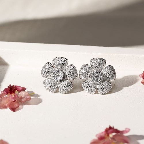 Brinco Flor 14mm de Zircônias Brancas - Prata 925