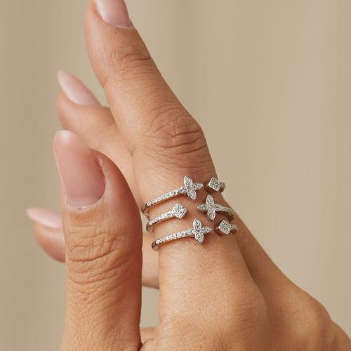 Kit com 3 Anéis de Mini Flor Com Zircônias Brancas - Prata 925