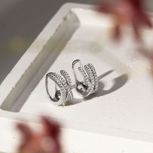 Brinco Earhook Trançado com Zircônias Brancas - Prata 925