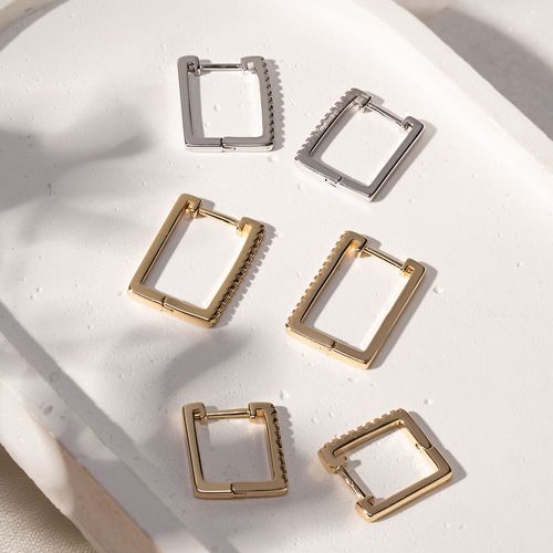 Kit com 3 Pares de Argolas Quadradas com 14mm/17,5mm/20mm de Zircônias Brancas - Banho de Ouro 18k