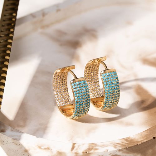 Brinco Argola 23mm com Nano Turquesa e Zircônias Brancas - Banho de Ouro 18k