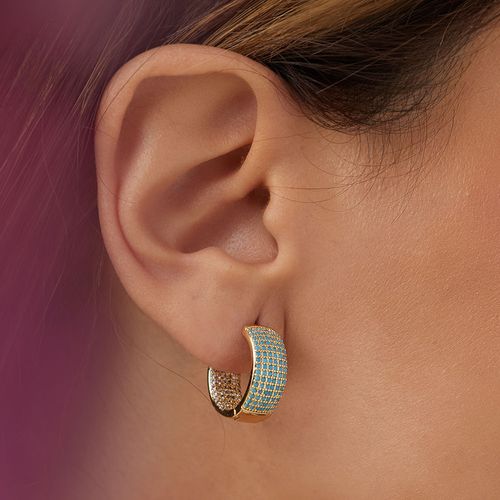 Brinco Argola 18mm com Nano Turquesa e Zircônias Brancas - Banho de Ouro 18k
