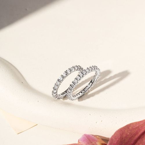Anel Aliança Fininha Inteira Cravejada com Zircônias Brancas - Prata 925