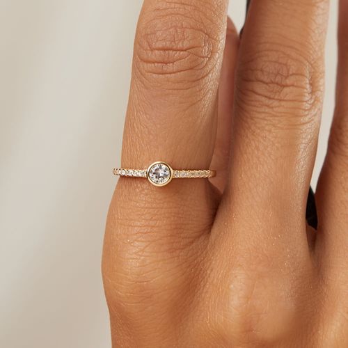 Kit com 2 Anéis Solitário Ponto de Luz com Zircônias Brancas - Banho de Ouro 18k