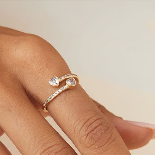 Kit com Dois Anéis de Corações Com Zircônias Brancas - Banho de Ouro 18k