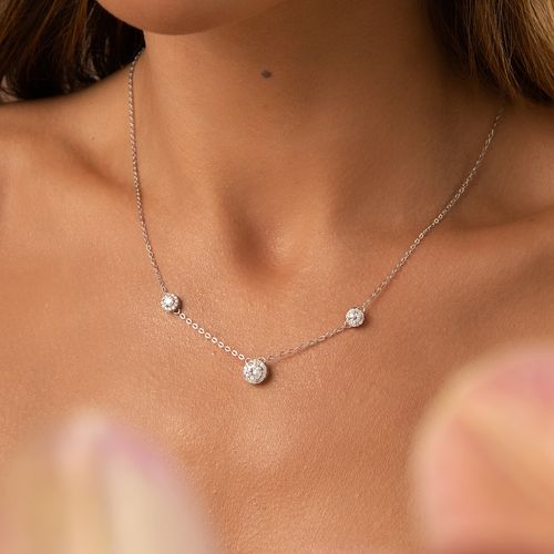 Colar Moissanite Lapidação Brilhante 5mm 0,5cT/50 Pontos 3mm 0,110ct/11 Pontos e Zircônias Brancas D - VVS1 50cm - Prata 925