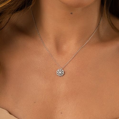 Colar Moissanite Lapidação Brilhante Flor 3mm 0,110CT/11 Pontos e Zircônias Brancas D - VVS1 50cm - Prata 925