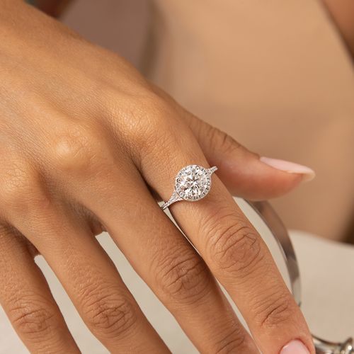 Anel Solitário Moissanite Lapidação Brilhante 8mm 2,0CT/200 Pontos D - VVS1 - Prata 925