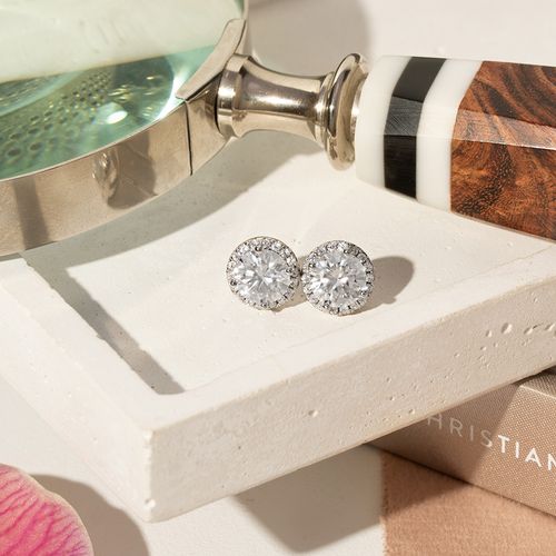 Brinco Moissanite Lapidação Brilhante 8mm 2,0CT/200 Pontos D - VVS1 - Prata 925