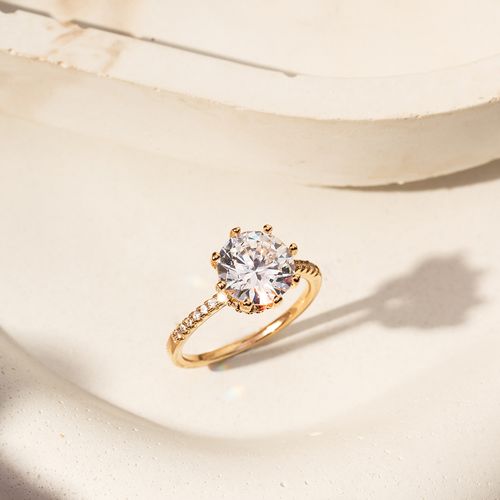 Anel Solitário Coroa 9mm com Zircônias Brancas - Banho de Ouro 18k