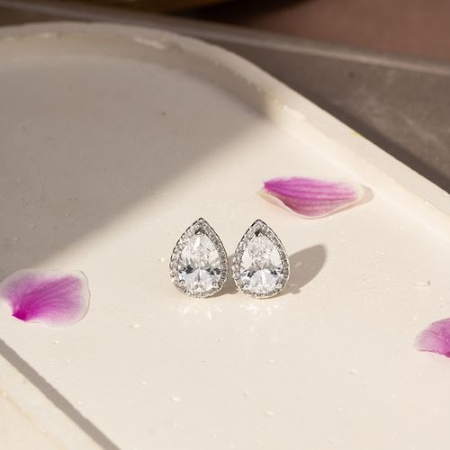 Brinco Gota 6x9 de Topázio Incolor Natural com Zircônias Brancas - Prata 925