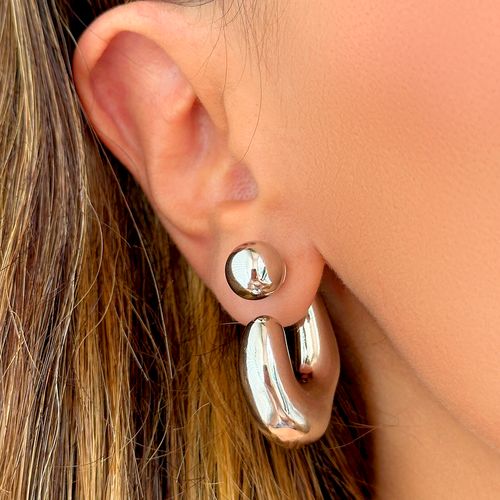 Brinco Liso Orgânico com Tarraxa de Esfera - Banho de Ródio Branco