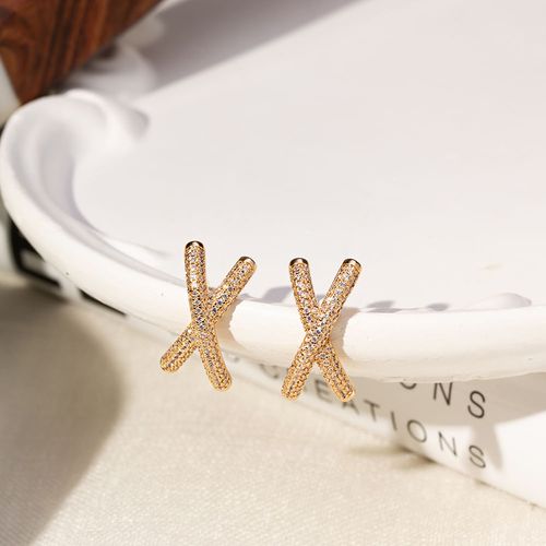 Brinco Entrelaçado com Zircônias Brancas - Banho de Ouro 18k