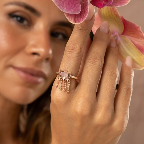 Anel Retangular de Cristal Rodolita com Franja - Banho de Ouro 18k