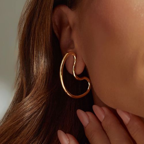 Brinco Curvas Liso - Banho de Ouro 18k