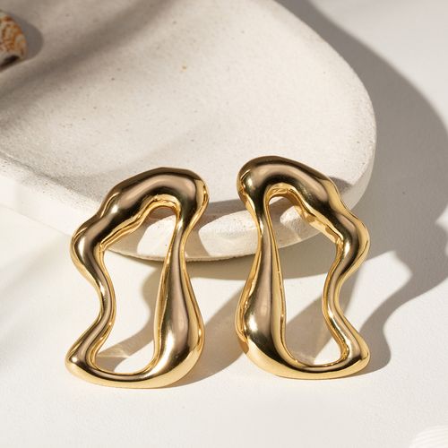 Brinco Orgânico Liso - Banho de Ouro 18k