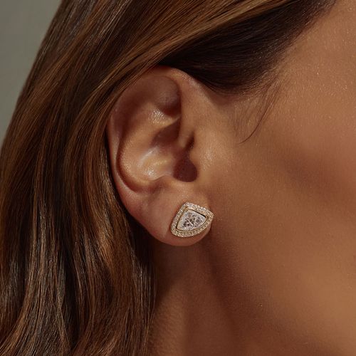 Brinco Triangular de Cristal Ice Rutilado nos Tons de Opala e Zircônias Brancas - Banho de Ouro 18k