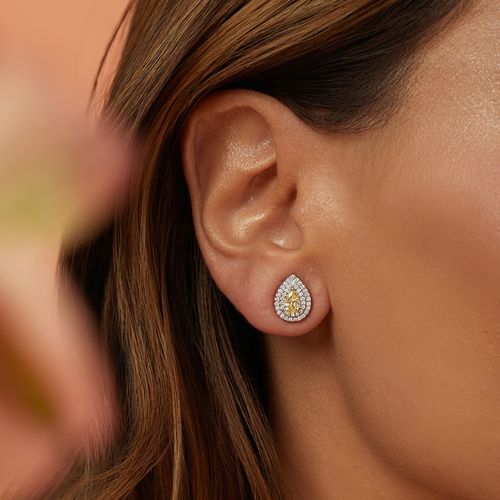 Brinco Gotinha com Zircônia Crushed Ice Cutting Fancy Yellow e Zircônias Brancas - Prata 925