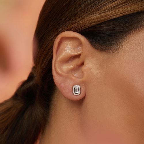 Brinco Retângulo com Zircônias Brancas - Prata 925