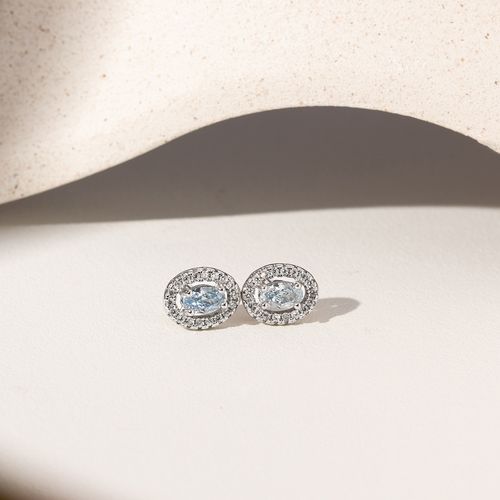 Brinco Oval Zircônia Crushed Ice Fancy Light Blue e Zircônias Brancas - Prata 925